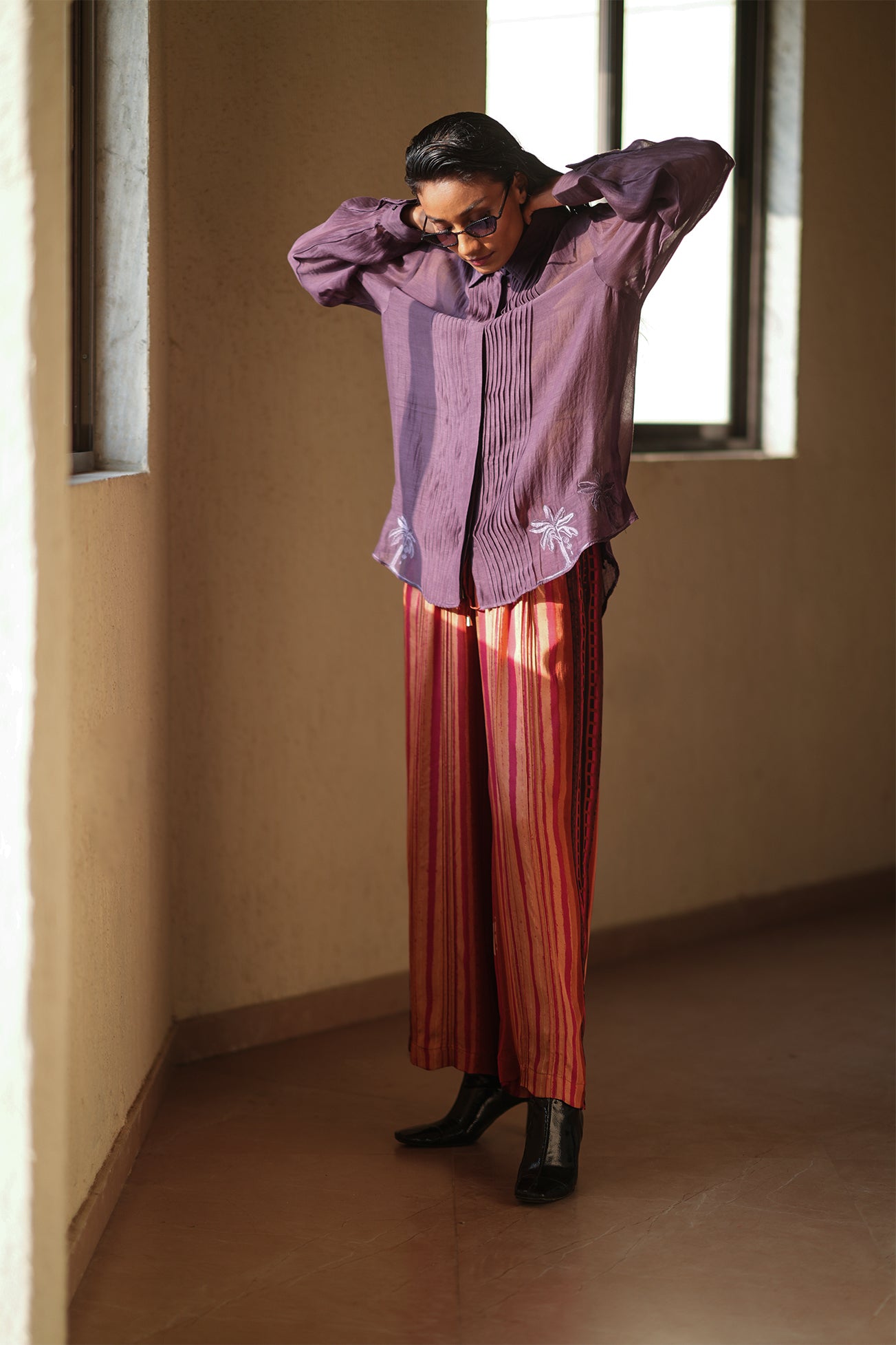BURGUNDY PLEAT TOP