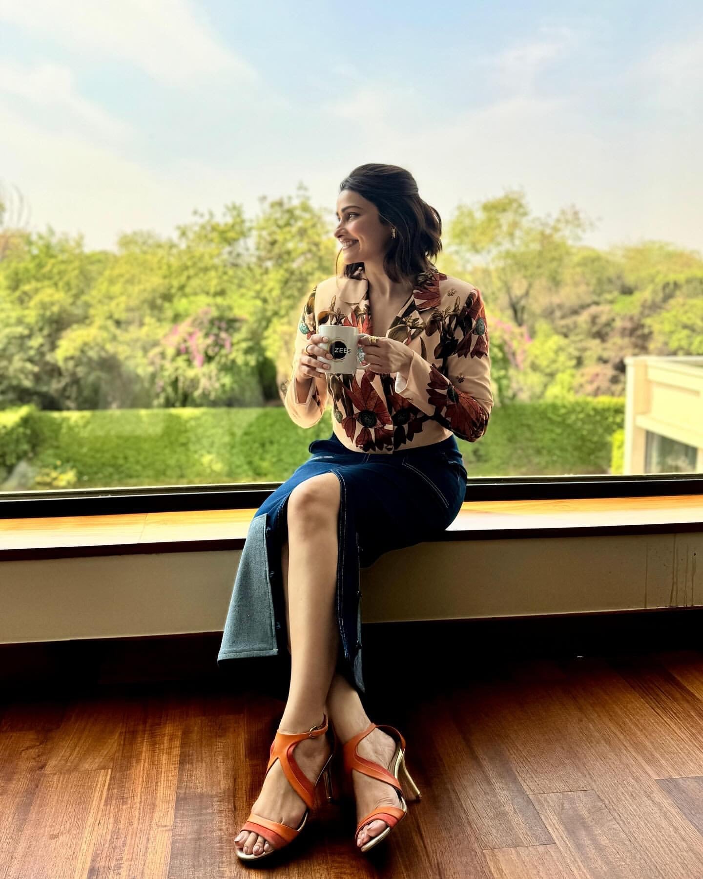 PRACHI DESAI FEATURED IN IMPERIAL CROWN EYE BOMBER JACKET