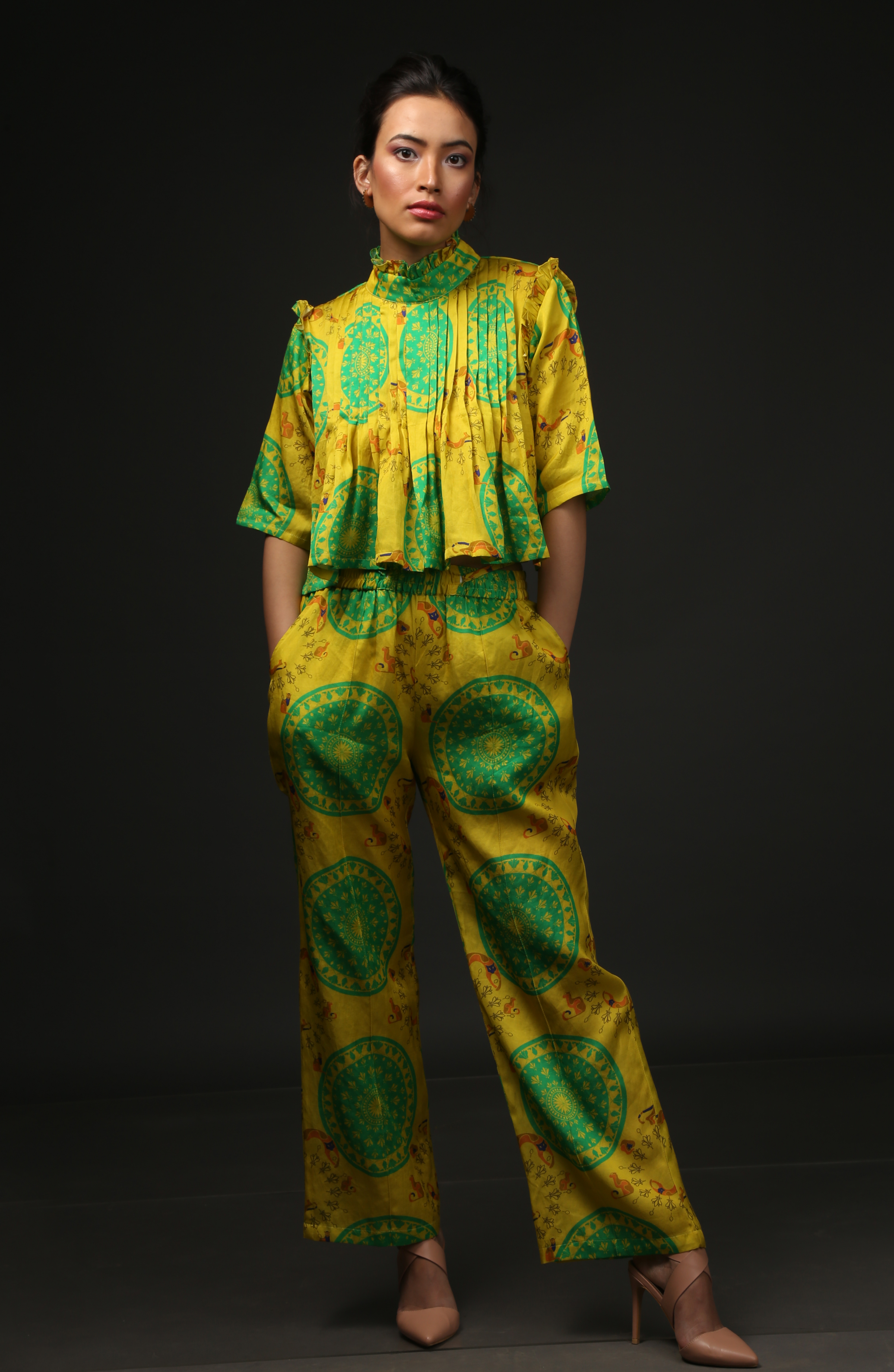 CITY CAT PLEATED TOP