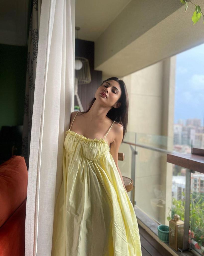 THE TWIG DRESS