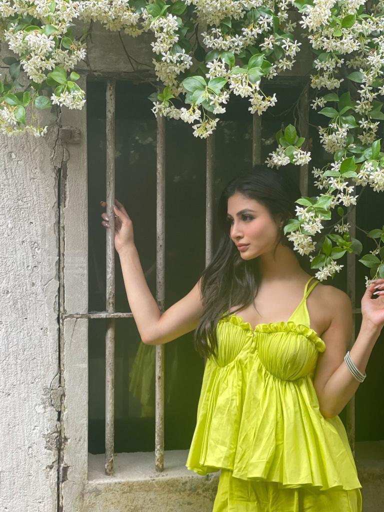 LIME GRANADILLA BANDEAU CO-ORD