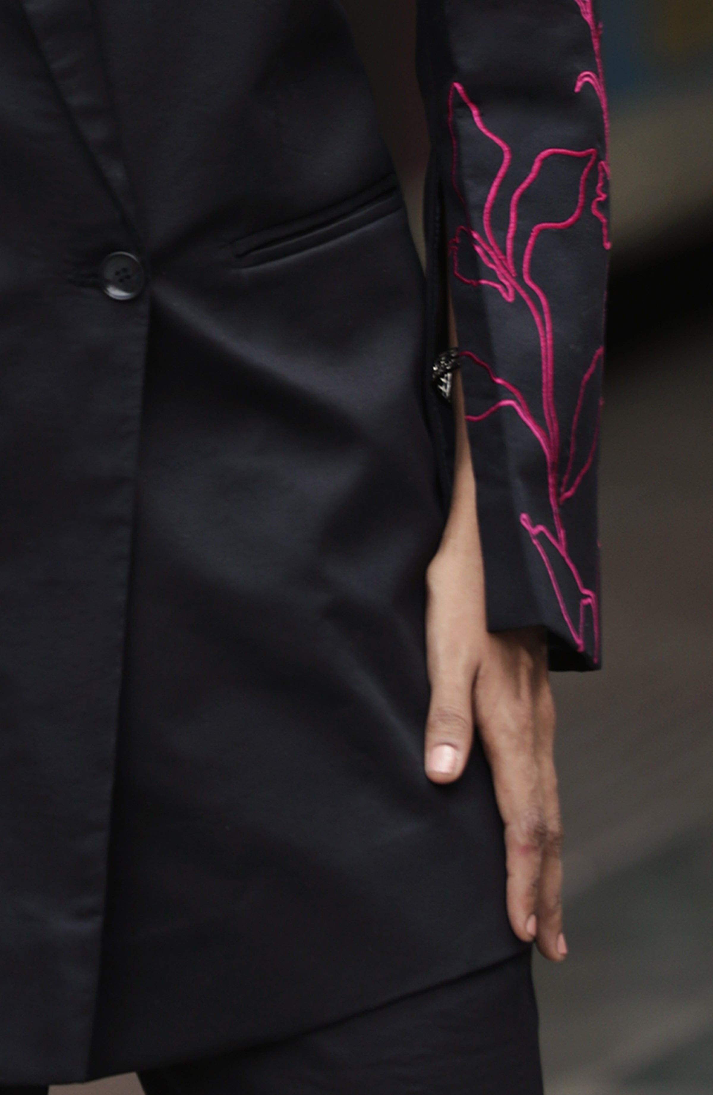 BLACK FLORAL BLAZER SET