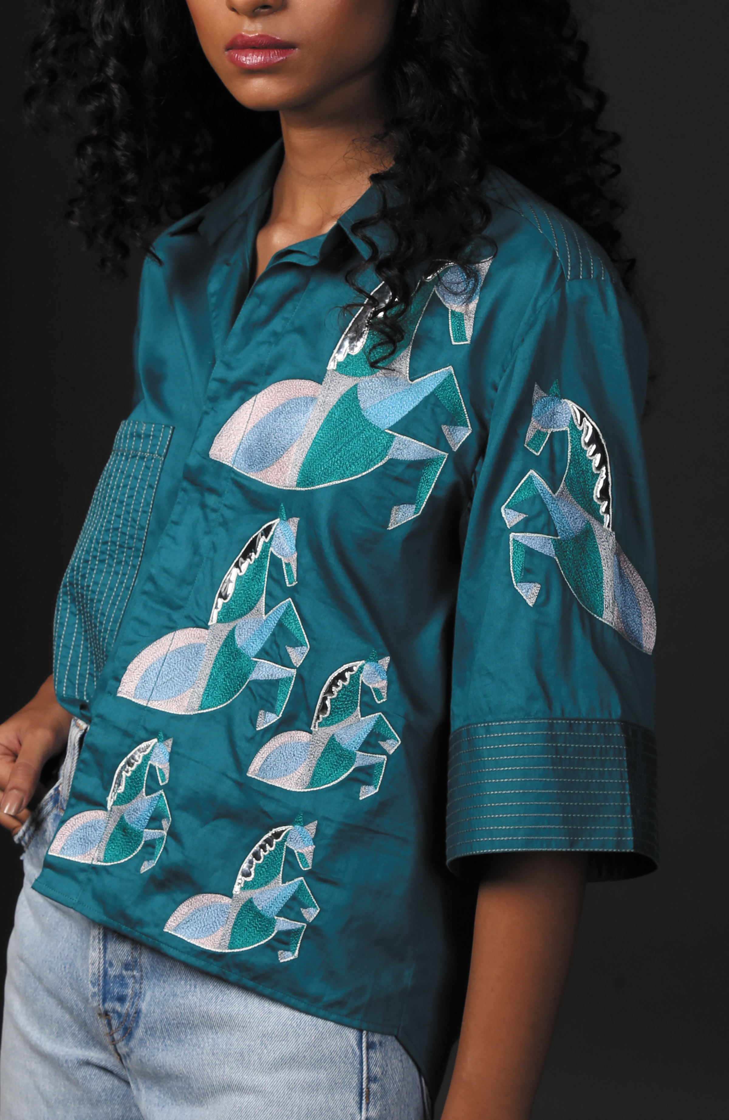 HANDCRAFTED TEAL STALLION PRINT TOP