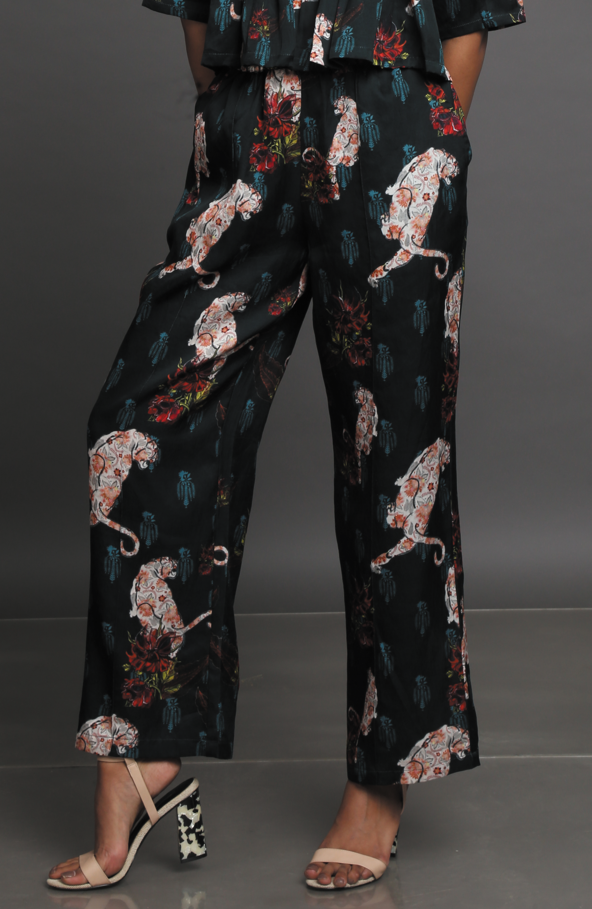 WHITE PANTHER PLEATED CO-ORD